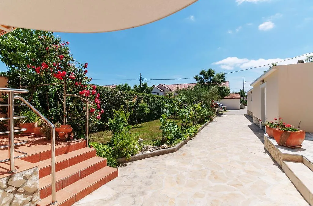 Apartments Jadranka Privlaka Croatia
