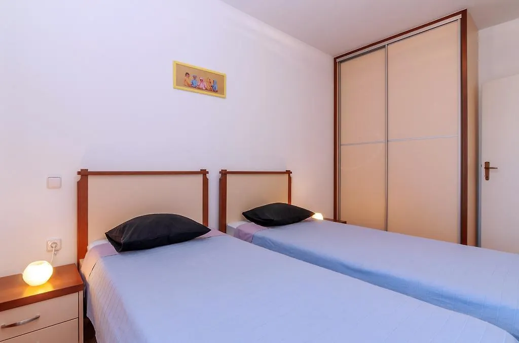 Apartments Jadranka Privlaka Croatia