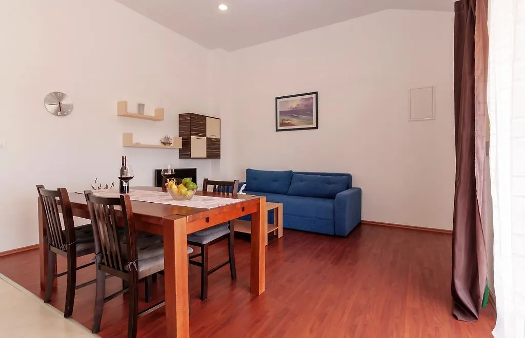Apartments Jadranka Privlaka 0*, Privlaka (Zadar)